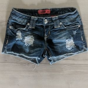 NWOT distressed jean shorts zanadi size 3